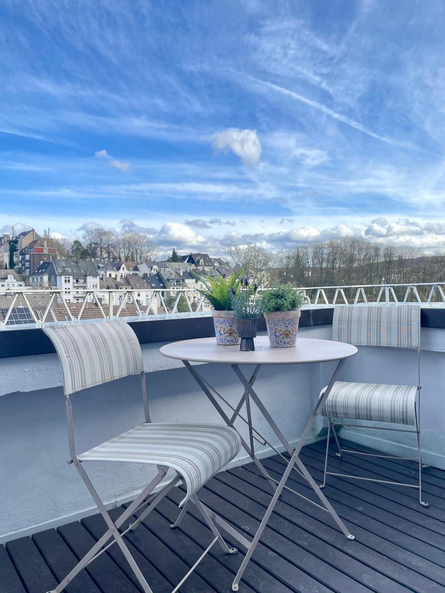 Helle Altbauwohnung Mit Balkon Im Briller Viertel Wuppertal Ngoại thất bức ảnh
